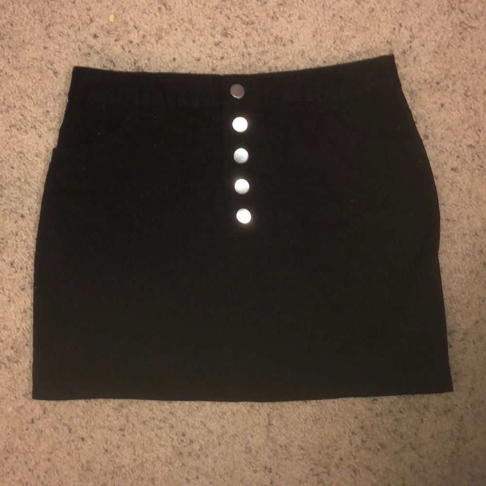 Black skirt